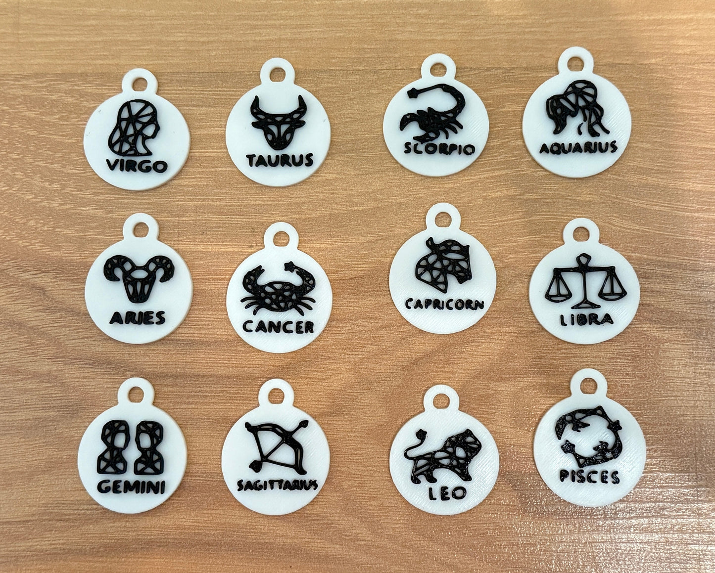 Sternzeichen-Schlüsselanhänger
