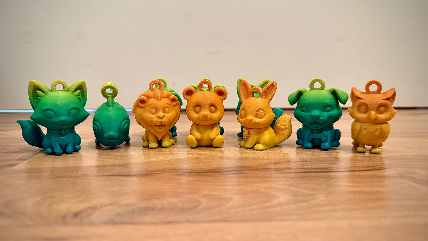 Bunter Tier-Schlüsselanhänger mit Regenbogenverlauf