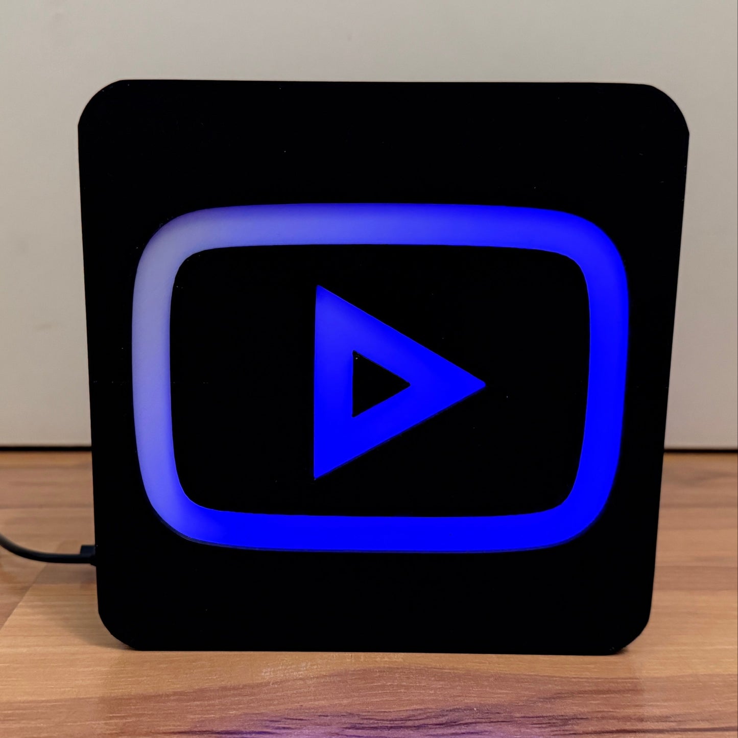 Social Media Lampe mit RGB-Licht