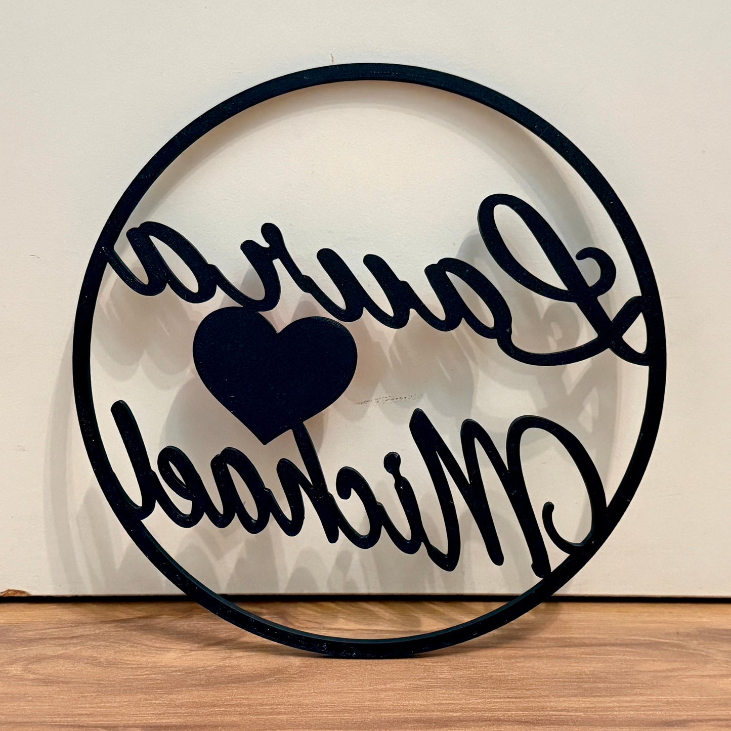 Personalisiertes Türschild – Ring mit zwei Namen & Herz-Design