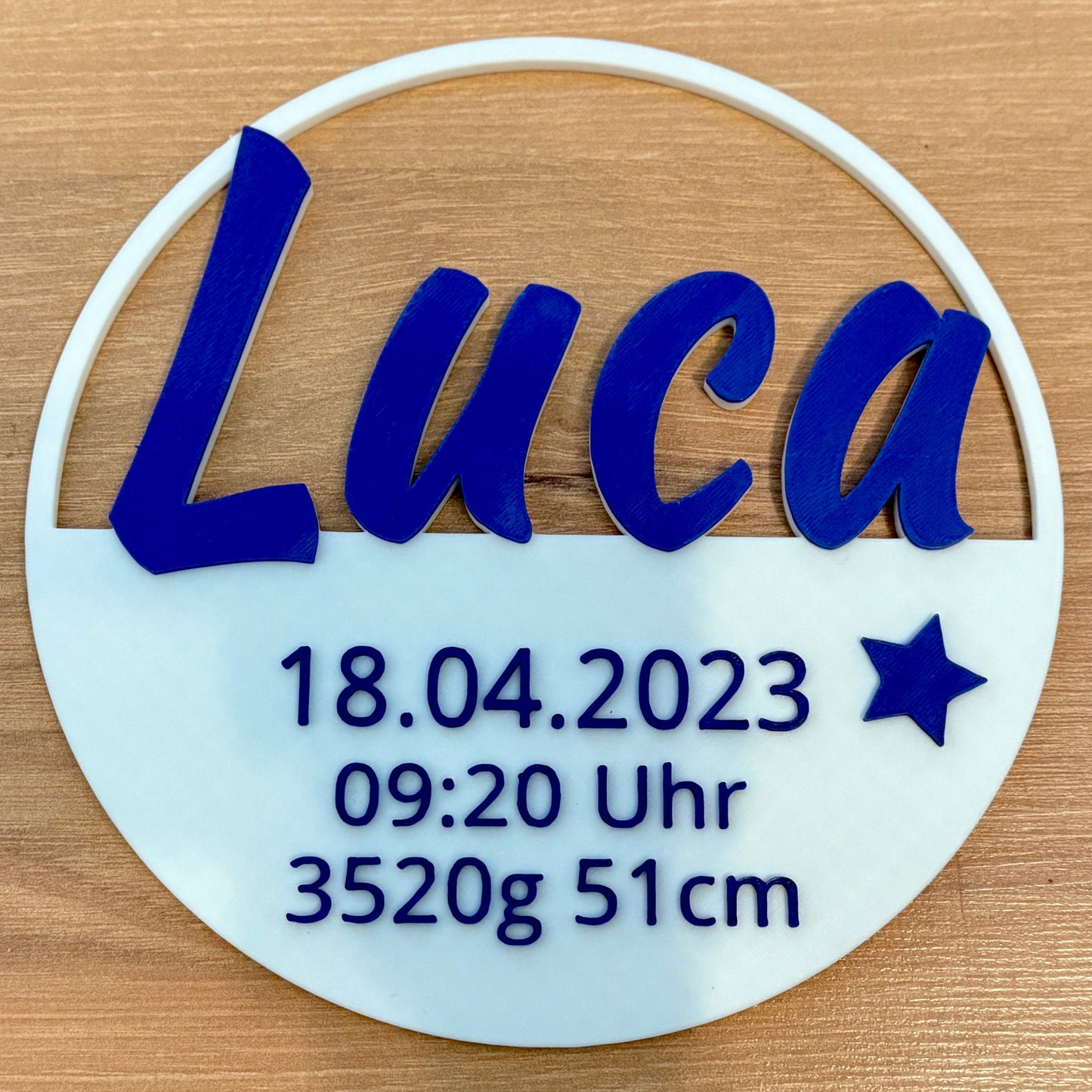 Personalisiertes Türschild mit Geburtsdaten – Rundes 3D-Design
