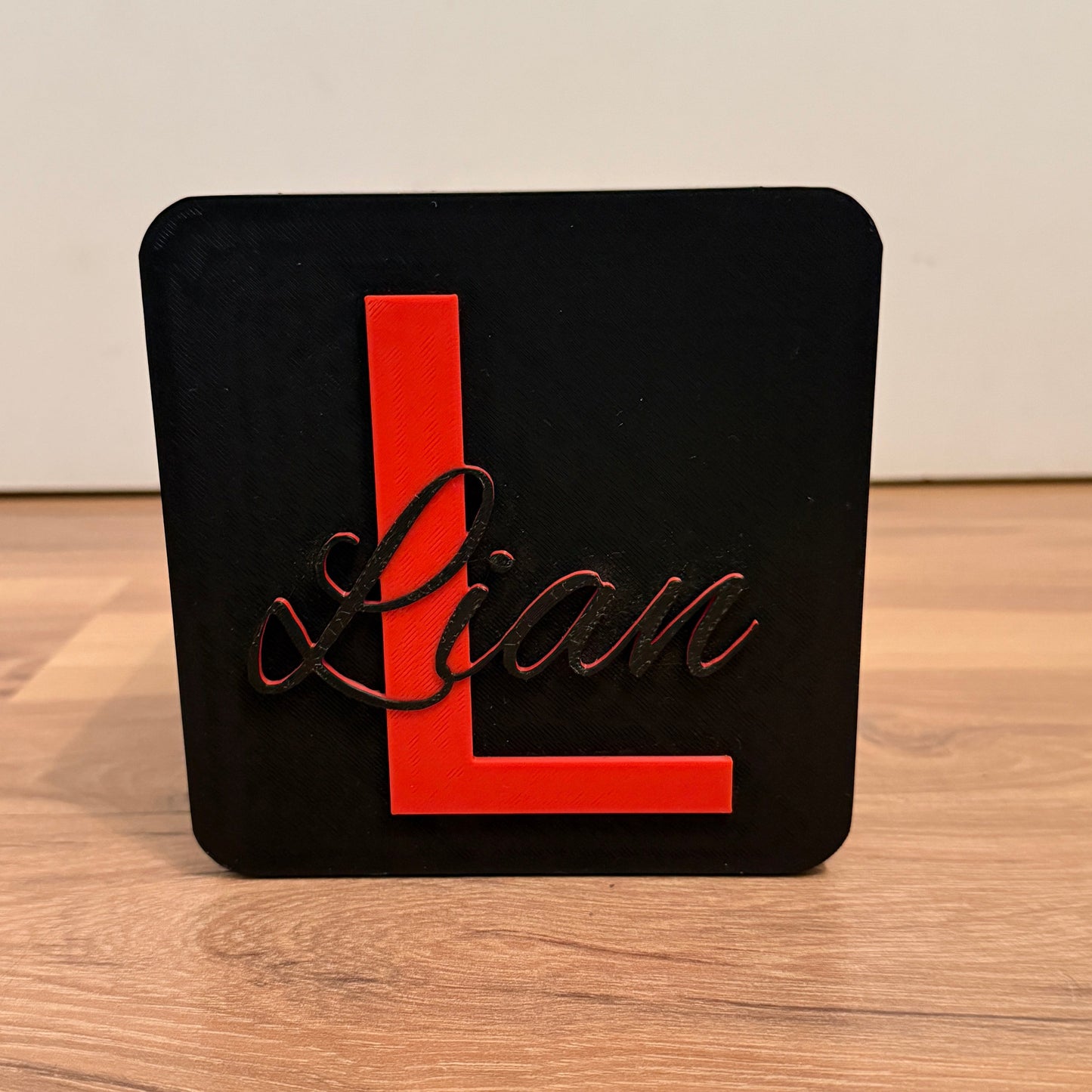 Personalisierter Sparwürfel aus dem 3D-Drucker