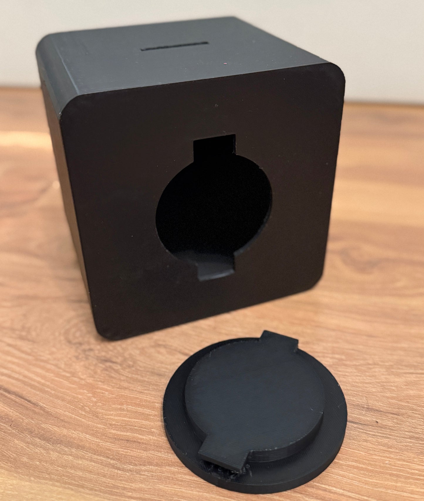 Personalisierter Sparwürfel aus dem 3D-Drucker