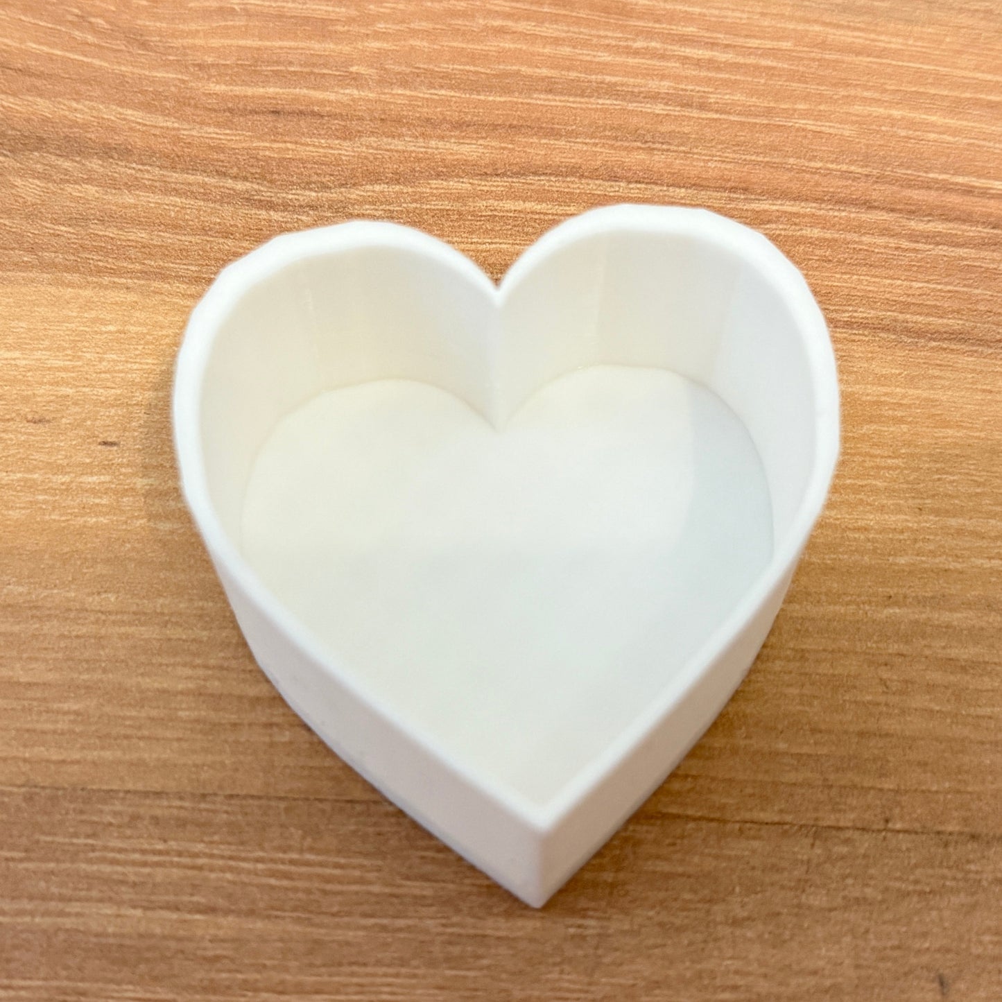 Ringbox in Herzform mit personalisierten Daten