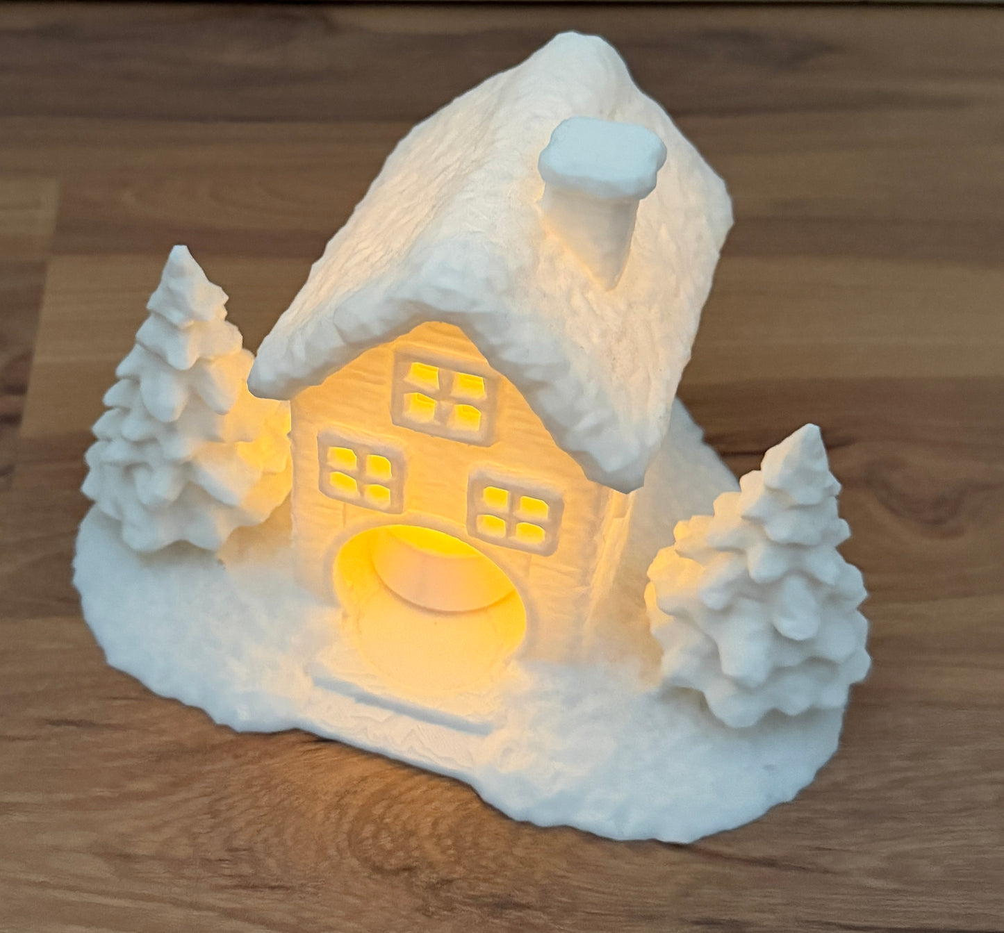 Winterliches Lichthaus – 3D-gedruckte Deko mit LED-Teelicht
