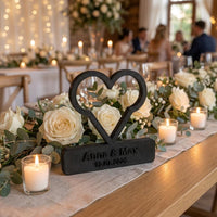 Hochzeitsgeschenk personalisiert mit Namen und Datum, Herz Aufsteller Paar, Geschenk Jahrestag, Verlobung, Valentinstag, Deko mit Gravur