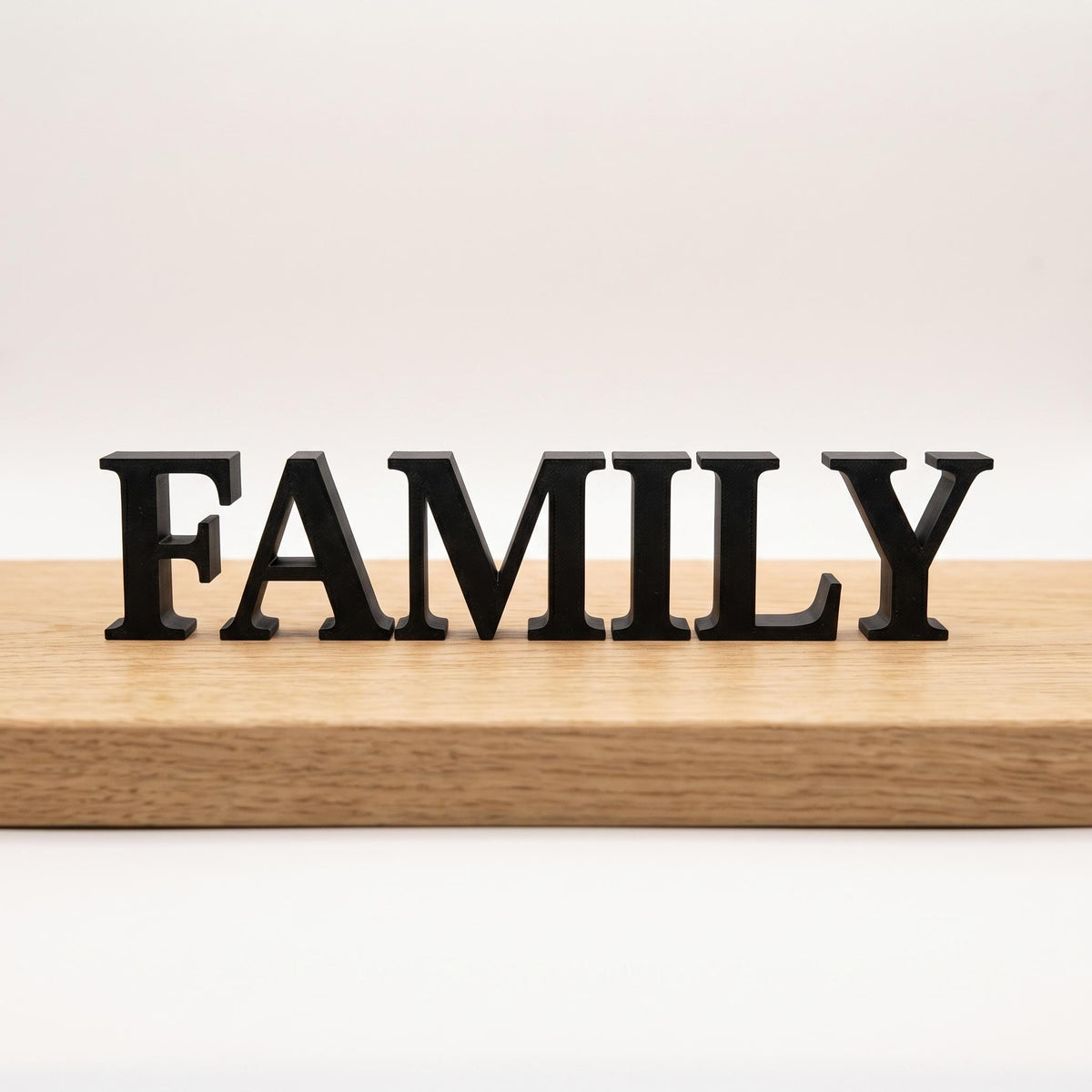 FAMILY Schriftzug 3D Buchstaben freistehend, Wohnzimmer Wohndeko schwarz, Familienschild personalisierbar Wunschname, Geschenk Familie