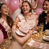 JGA Anhänger Team Braut 10er Set, Junggesellinnenabschied Accessoires, Herz Anhänger personalisiert, Brautjungfern Geschenk Hochzeit