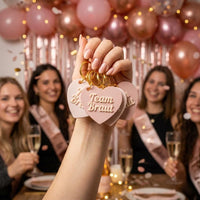 JGA Anhänger Team Braut 10er Set, Junggesellinnenabschied Accessoires, Herz Anhänger personalisiert, Brautjungfern Geschenk Hochzeit