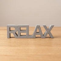 RELAX Schriftzug Deko 3D Buchstaben freistehend, Wohnzimmer Regal Deko Beton-Optik, Geschenk Einzug Wellness Badezimmer, modern