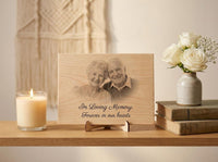 Gedenktafel mit Foto personalisiert | Trauergeschenk Andenken Holz | UV-Druck Foto auf Holz | Kondolenz Erinnerungsstück mit Ständer